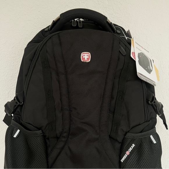 Swiss Gear black TSA travel friendly Scan Smart laptop gear all-in-one backpack - Picture 3 of 16